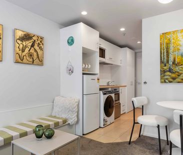 Furnished Studio in Iconic Character Building - "The Silo" - Photo 4