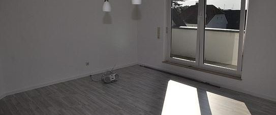 2-Zimmer-Dachgeschosswohnung mit Loggia - Foto 1