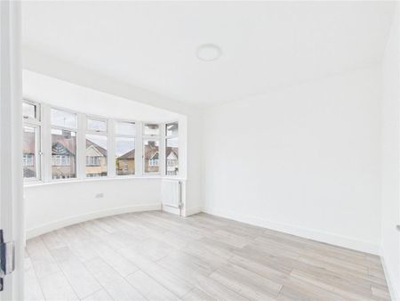 4 bedroom terraced house to rent - Photo 2