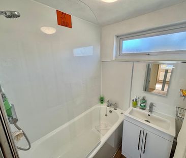 Broughton Close, Taunton, Somerset - Photo 5