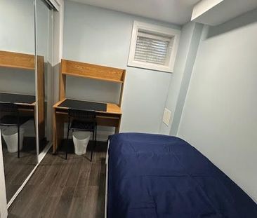 For Lease - 5 Wycliffe Crescent Unit# Lower, Toronto, Ontario - Photo 2