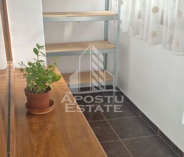 Apartament 3 camere de închiriat, pozitie excelenta, situat central - Fotografie 6