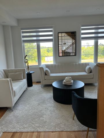 For Lease - 72 Waterside Way, Whitby, Ontario - Photo 4