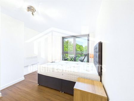 2 bedroom apartment to rent - Photo 2