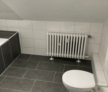 1-Zimmer-Wohnung, Ulmenstr. 12, DG, ID 45568 - Foto 1