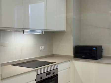 Avinguda del Marqués de Sotelo, Valencia, Valencian Community 46002 - Photo 3