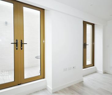 Studio to rent - Photo 6