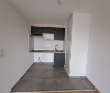 Location Appartement 3 pièces 66m² EAUNES 31600 - Photo 5