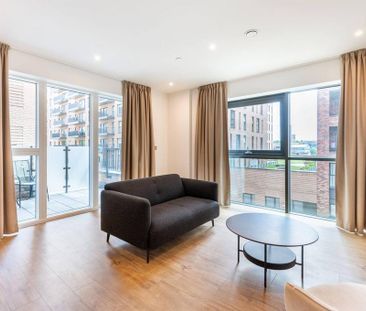 2 bedroom flat to rent - Photo 2