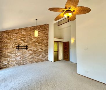 Villa with Private Jetty! - Photo 1