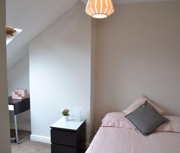 3 bedroom terraced house to rent - Photo 5