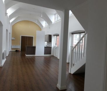 Heritage Court, Mansfield, NG20 - Photo 3