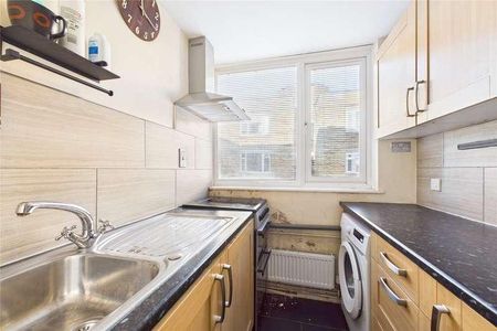 Sussex Keep, Sussex Close, Slough, Berkshire, SL1 - Photo 4