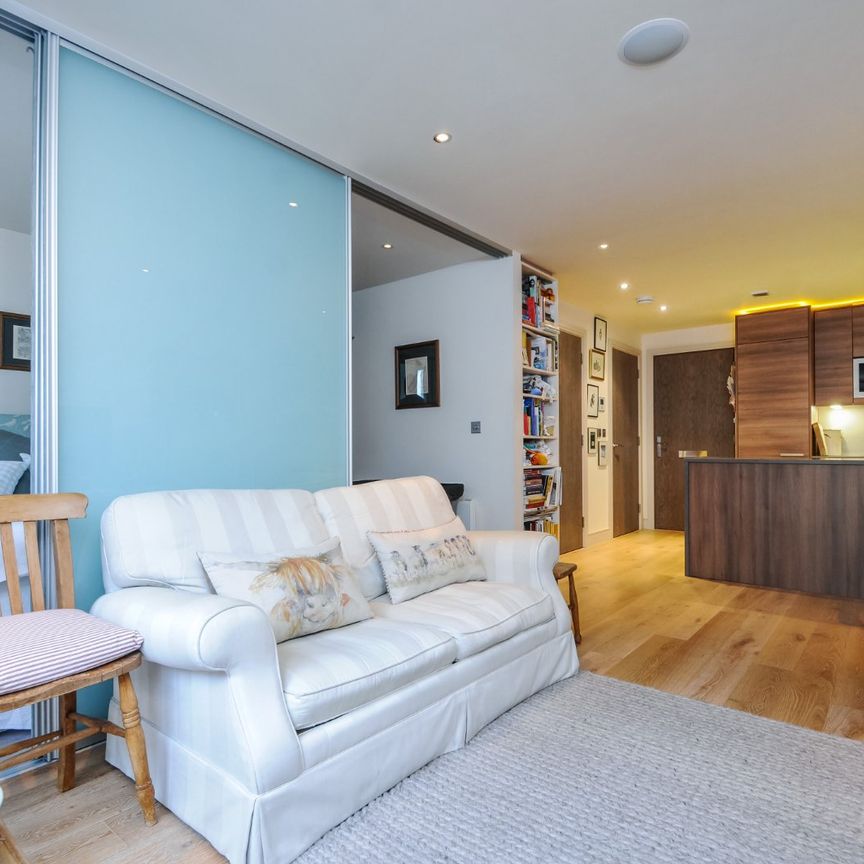 Townmead Road, Fulham, SW6 - Photo 1