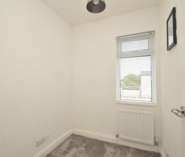 109 Ravenhill Gardens, Belfast, BT6 8GQ - Photo 6