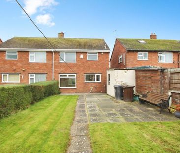 3 bedroom semi-detached house to rent - Photo 2