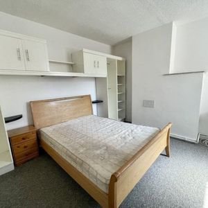 Linacre Road, Bootle, L21 6NT - Photo 2