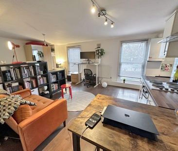 Studio to rent - Photo 6