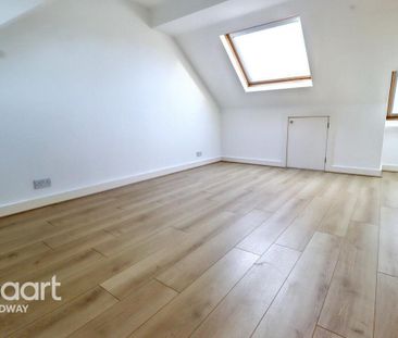 3 bedroom terraced house to rent - Photo 6