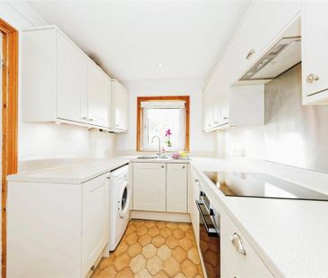 3 bedroom terraced house to rent - Photo 5