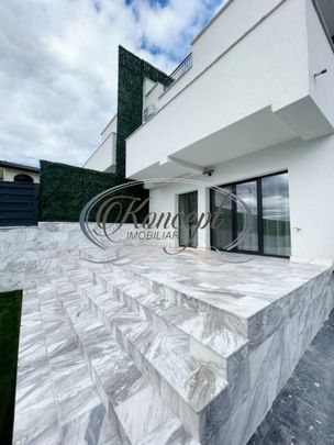 Duplex cu terasa tip rooftop si jacuzzi - Photo 1