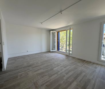 Location Appartement 2 pièces 58m² LA SEYNE SUR MER 83500 - Photo 1