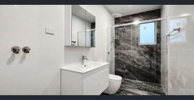 FOR LEASE.. Brand New, Local Luxury Living with all the bells & whistles at your Nth Parramatta Finger Tips! - Photo 1