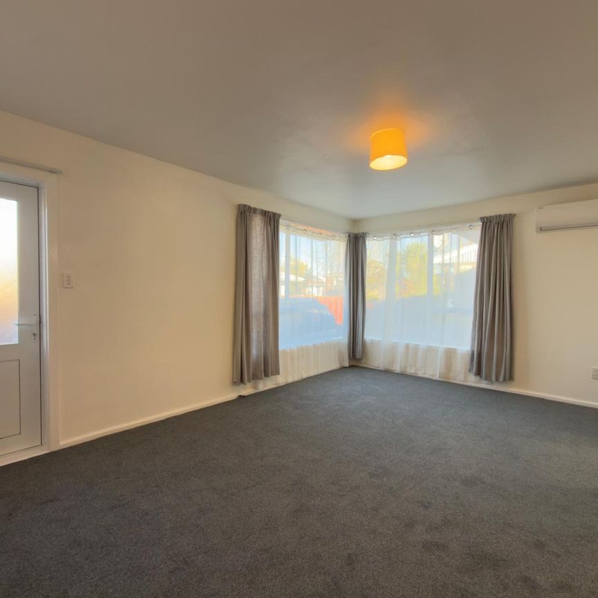 49 Lochee RdUpper Riccarton - Photo 1