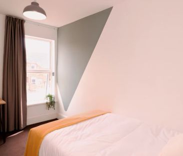 4 Bedroom House - Photo 4