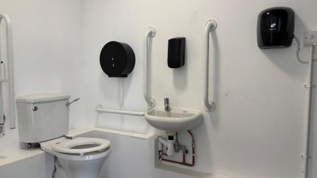 Studio to rent - Photo 5