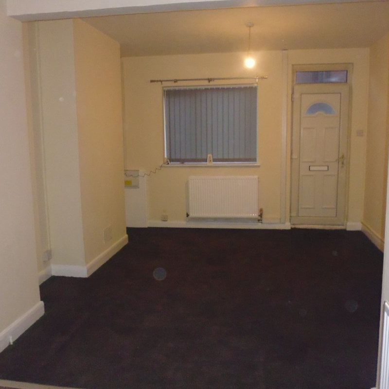 Broadfield Street - Photo 2