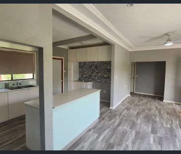 3 Bedroom House - Photo 2