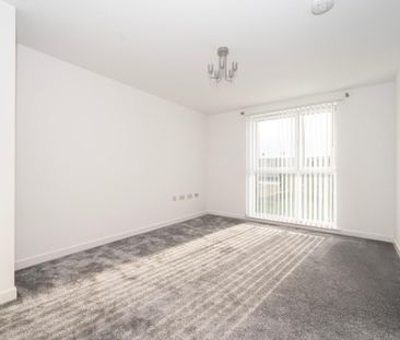 Two bed, ground floor, unfurnished apartment with secure barrier pa... - Photo 4