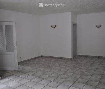 Affittasi appartamento di 4,5 locali + lavanderia + giardino - Photo 4