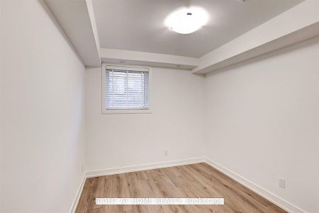 For Lease - 3062 Sixth Line Unit# 121, Oakville, Ontario - Photo 2