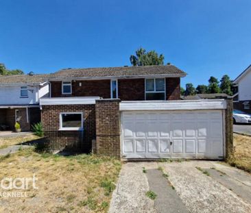 4 bedroom detached house to rent - Photo 2