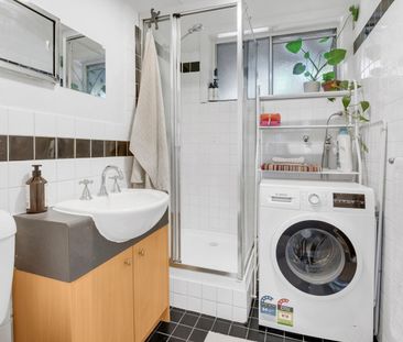 8/200 Clarke Street, Northcote VIC 3070 - Photo 5