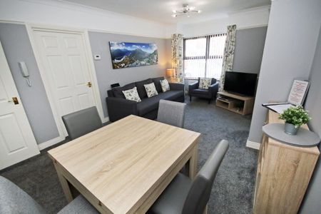 1 Short Term Rental, 1 Hamel Mews, Cregagh, Belfast, BT6 9JG - Photo 2