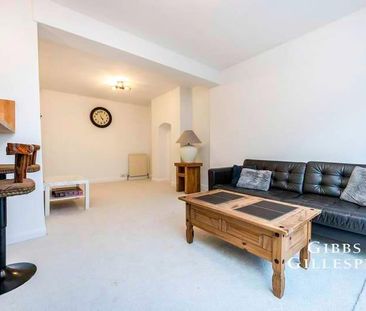 St. Michaels Crescent, Pinner, HA5 - Photo 1