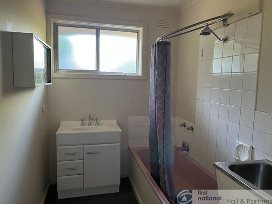 3 / 14 Benga Avenue, Dandenong - Photo 1