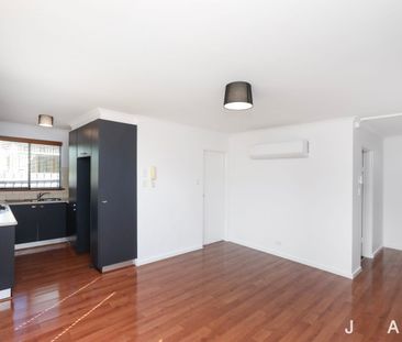 ONE BEDROOM DELIGHT! - Photo 6