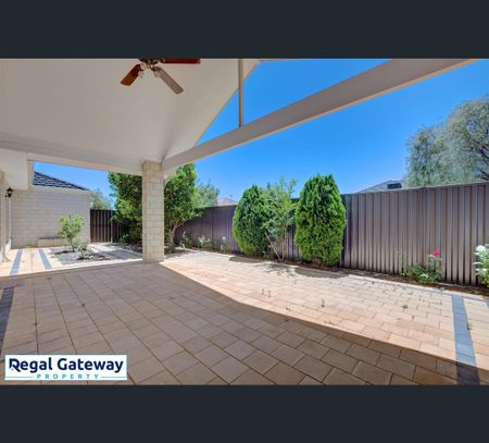 18 Cathedral Link, Aubin Grove, WA 6164 - Photo 4