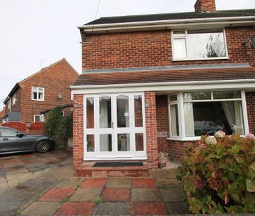3 bedroom semi-detached house to rent - Photo 5
