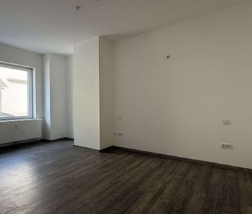BARRIEREFREIE GROSSZÜGIGE ERDGESCHOSS-ZWEI-ZIMMER-WOHNUNG MIT ZWEI ... - Photo 1