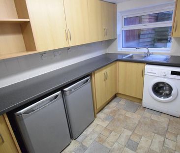 1 bedroom ground floor flat to rent - Photo 3