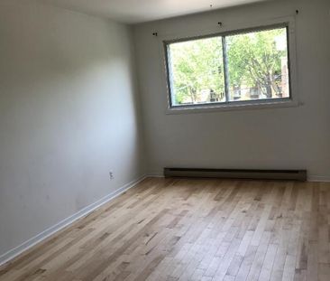 5 1/2 à louer - Photo 3