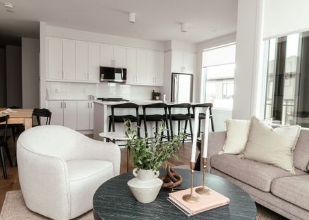 Wateridge Village Apartments by Uniform Living - Photo 3