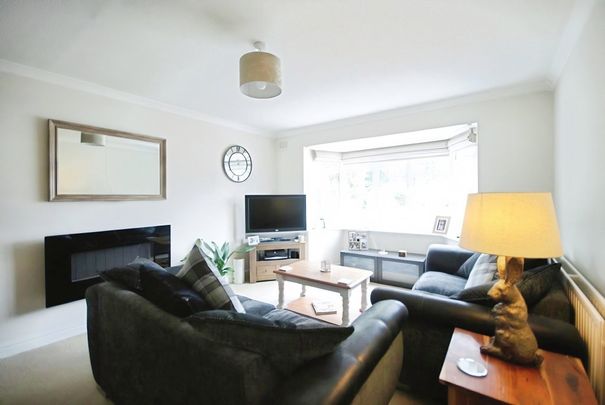 Millbrook Close, Lincoln, North Hykeham - Photo 1