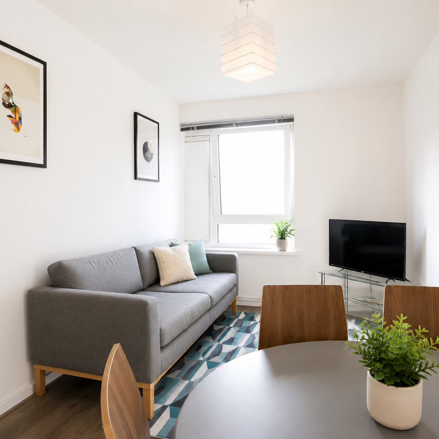 Langdon House – Room 3 - Photo 1