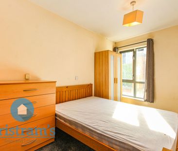 2 bed Ground Floor Flat for Rent - Photo 3